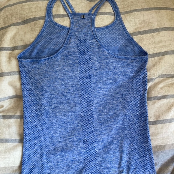 Tank top - Picture 2 of 4